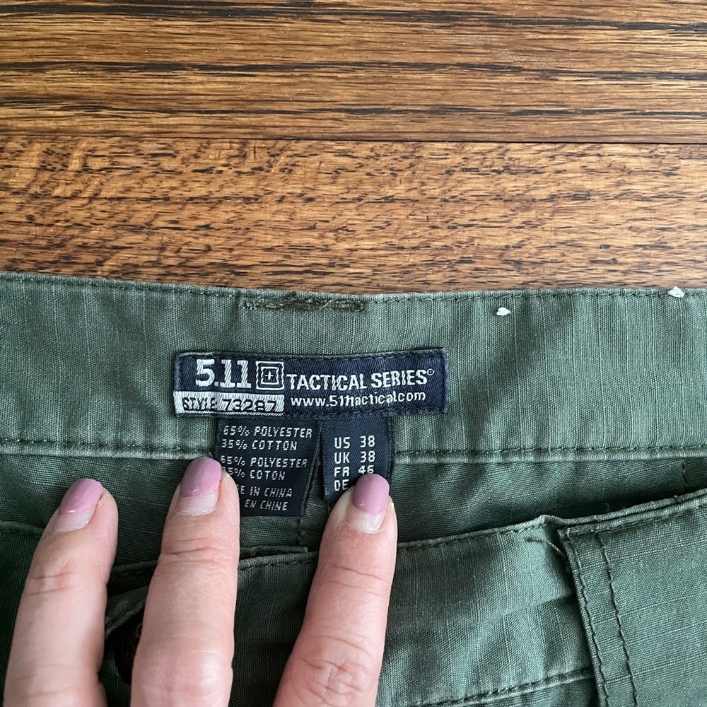 5.11 Taclite 9.5” Pro Shorts - Picture 5 of 7